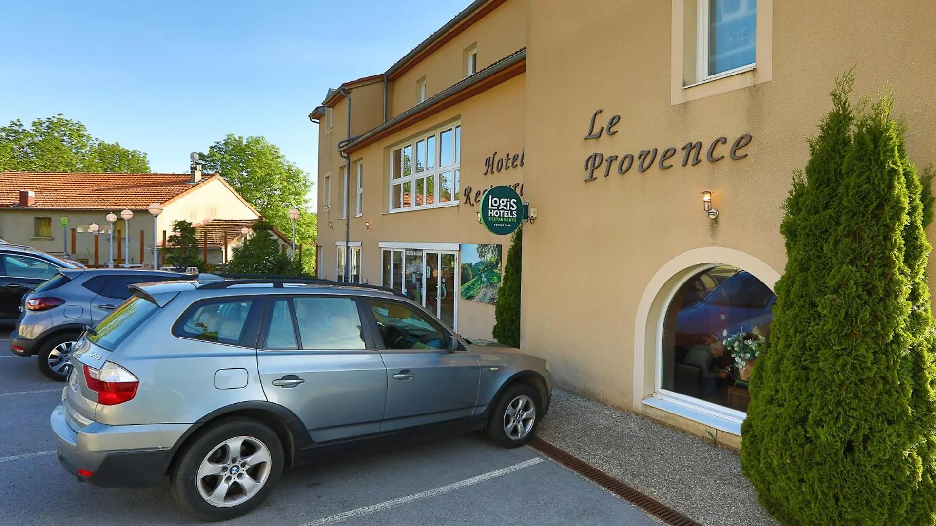 Logis Hotel Spa Restaurant Le Provence Lanarce